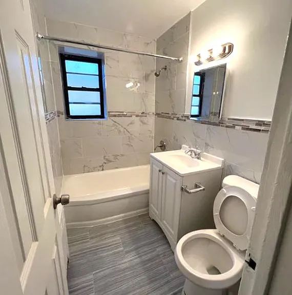 398-399 Stuyvesant Ave #9 — Photo 3