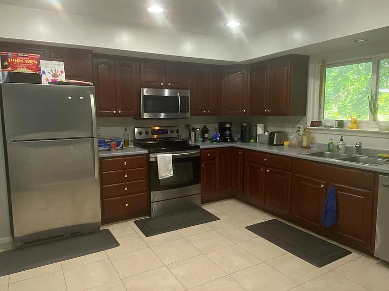 2222 Malraux Dr — Photo 11