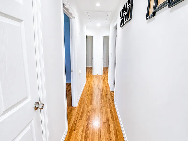 2ND FL - HALLWAY TO ADDITIONAL BEDROOMS