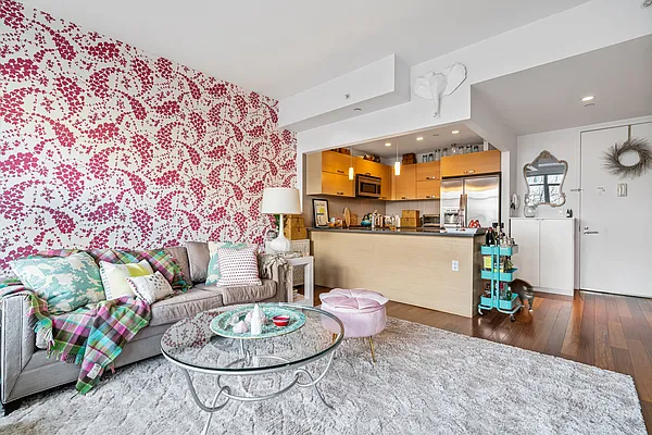 Sold by Nest Seekers International | media 3