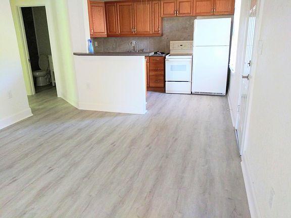 4th image of 5331 31st Ave S