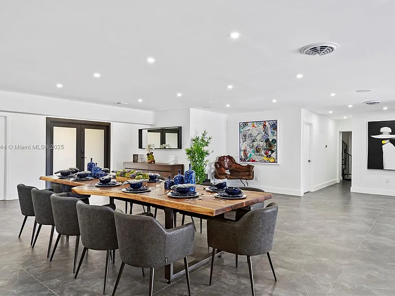 4322 Polk St — Photo 3