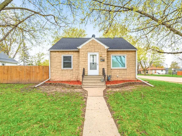 1149 9th St, Green Bay, WI 54304