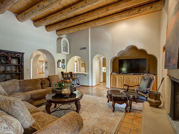 5th image of 5437 E Oakhurst Way