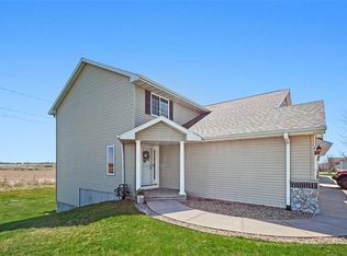 4460 Churchill Ct, Marion, IA 52302
