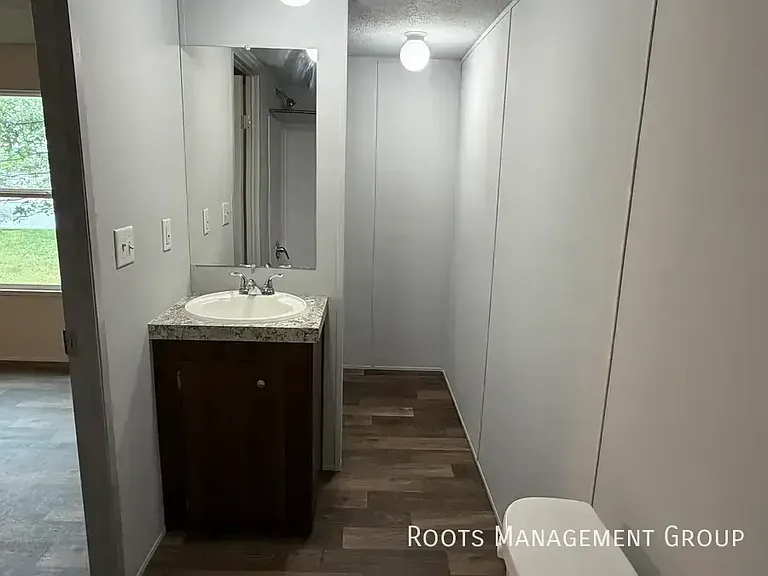 15 Locust St #15 — Photo 26