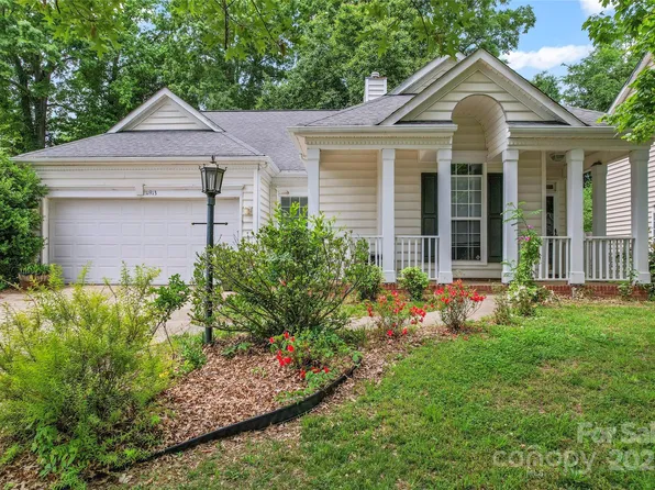 11913 Little Stoney Ct, Charlotte, NC 28269