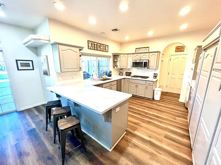 2420 Snead Dr — Photo 13