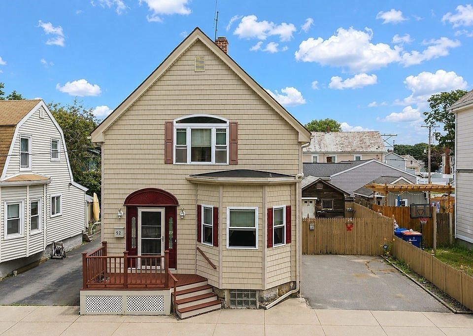 1st image of 52 Florence St