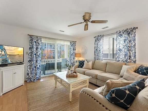 4th image of 831 Pennlyn Pl