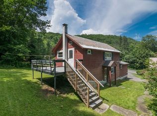 45 1/2 School St, Shelburne Falls, MA 01370