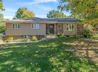 401 NE 114th St, Kansas City, MO 64155