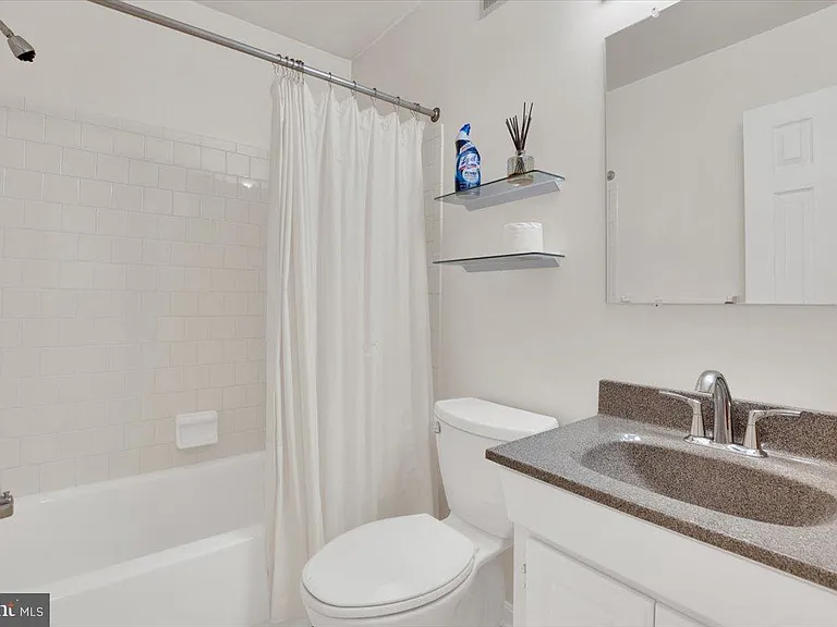 12451 Plowman Ct — Photo 17