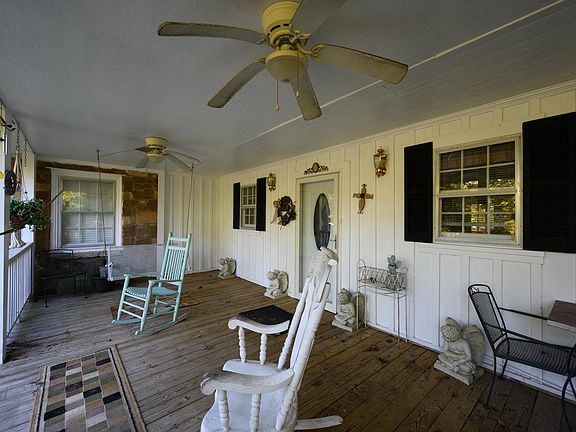 5th image of 740 Mount Olive Dr