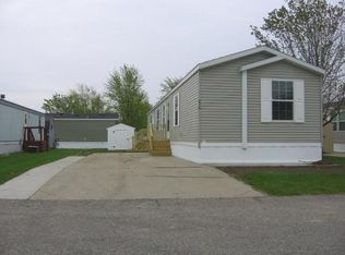 236 Grey Oak Dr, Coopersville, MI 49404