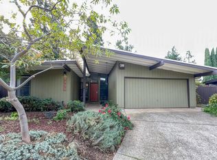 8775 Contemporary Ct, Elk Grove, CA 95624