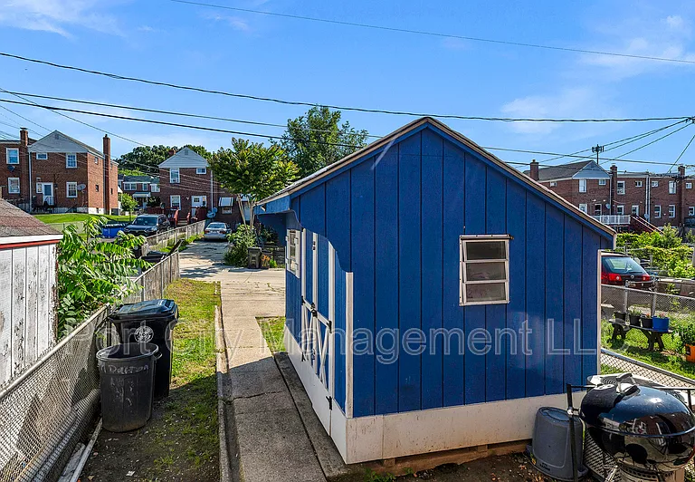 944 Dalton Ave — Photo 19