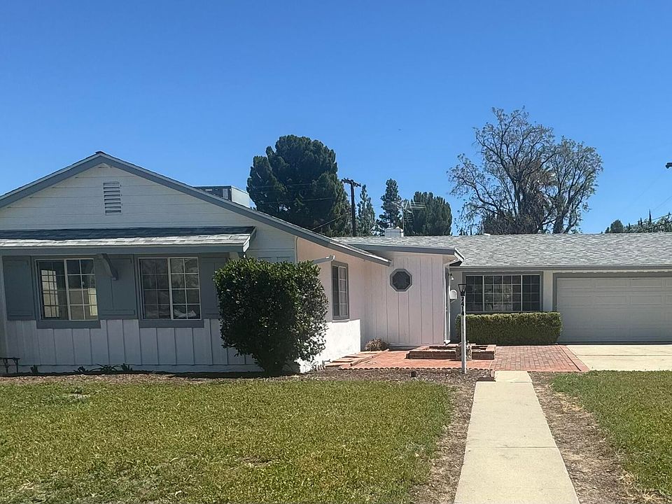 1st image of 7414 Woodlake Ave