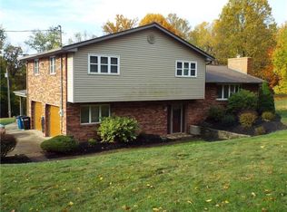 1033 Old Harper Rd, Crescent, PA 15046