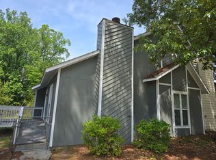 807 Danish Dr, Fayetteville, NC 28303