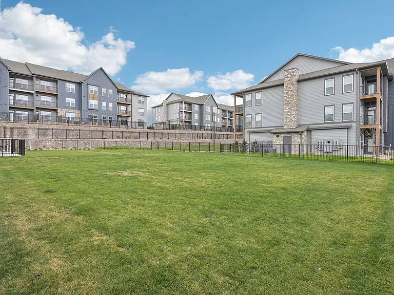 The Garrison Luxury Apartments — Photo 21