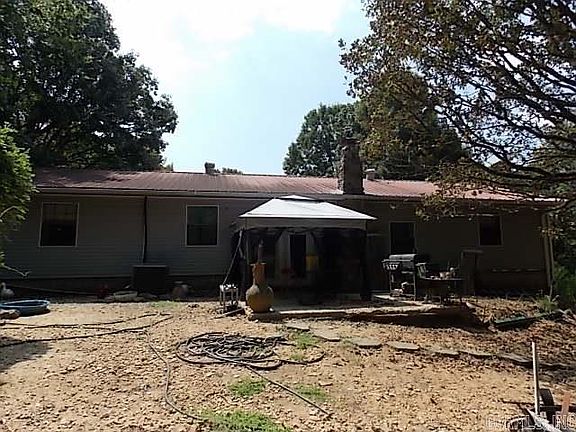 3rd image of 1667 Greene 502 Rd
