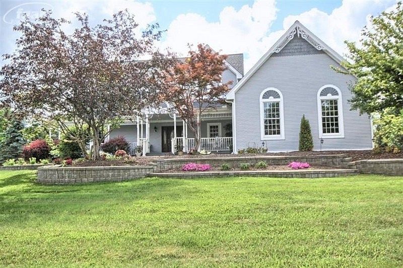 1st image of 16079 Silverwood Dr