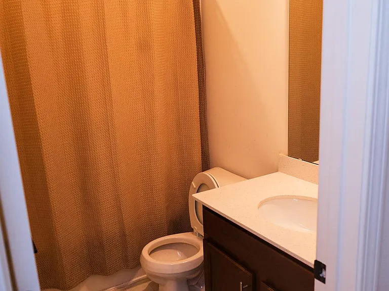 1013 Epiphany Rd — Photo 20