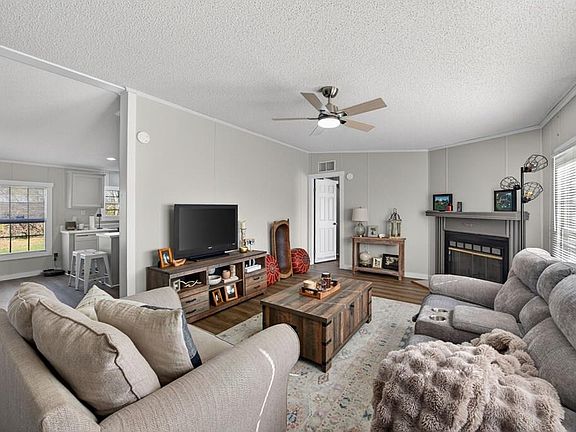 4th image of 4266 Burgess Falls Rd