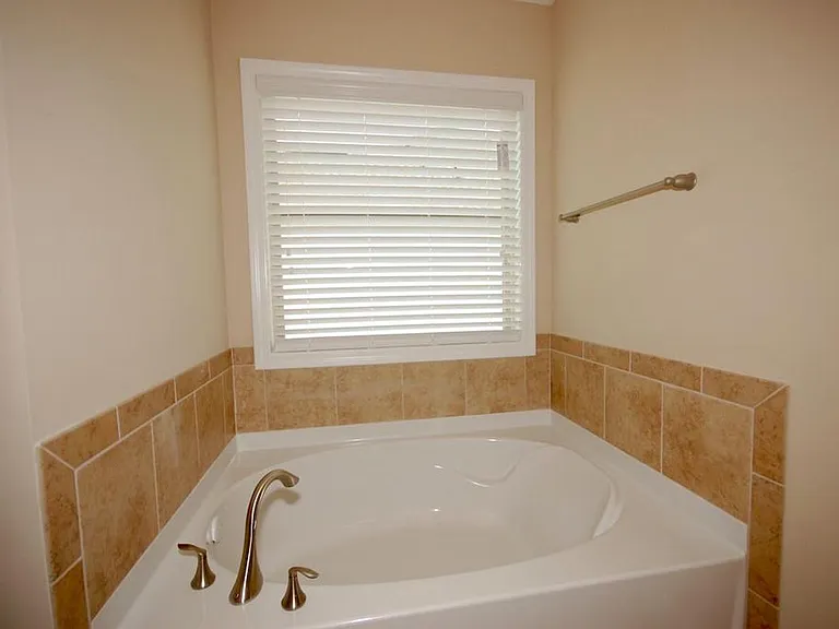 235 Haney Rd — Photo 13