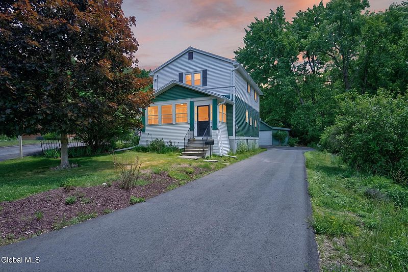 2nd image of 30 Griswold Avenue