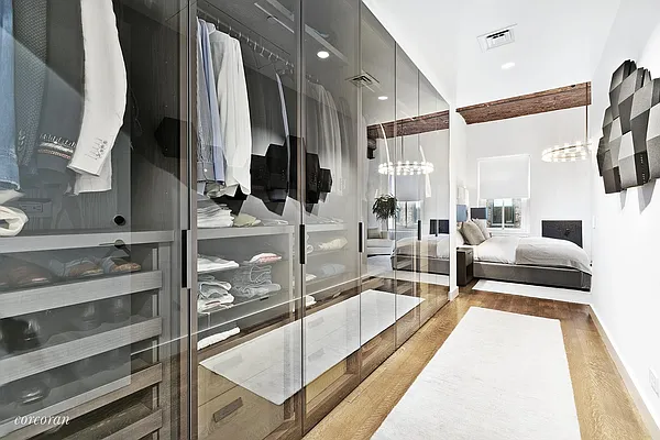 Sold by Corcoran | media 21