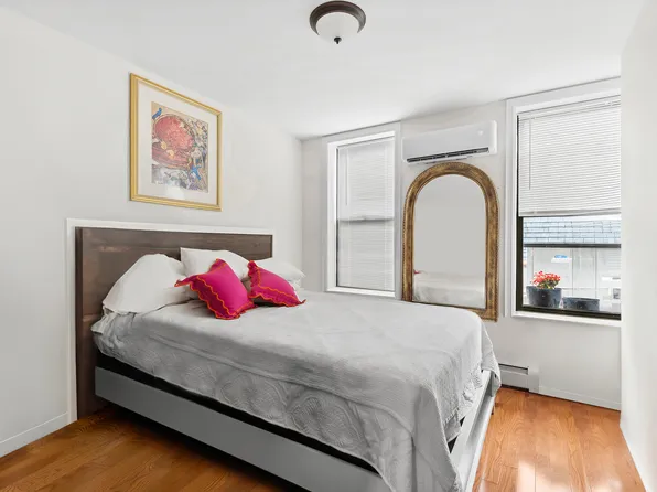 397 5th Avenue image 9 of 11