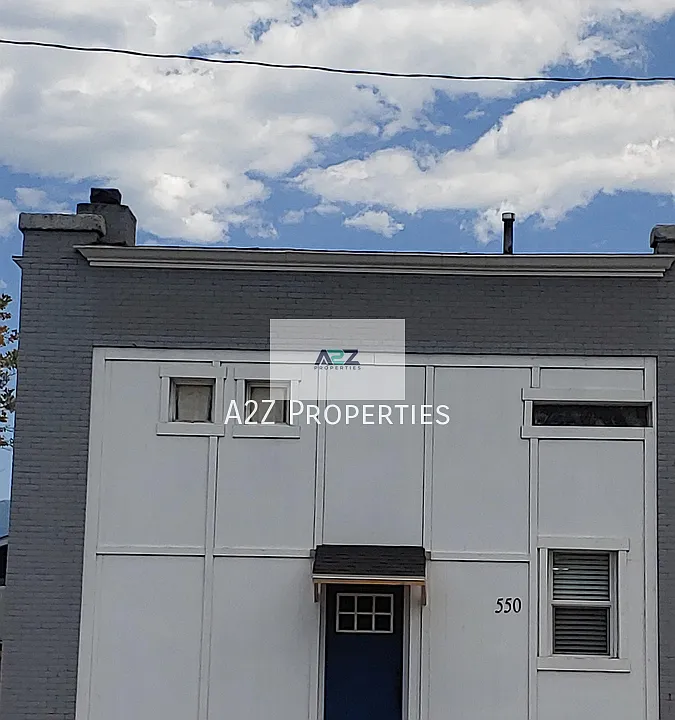 550 N Main St