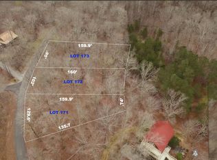 4 Four Seasons Dr, Four Seasons, TN 37166