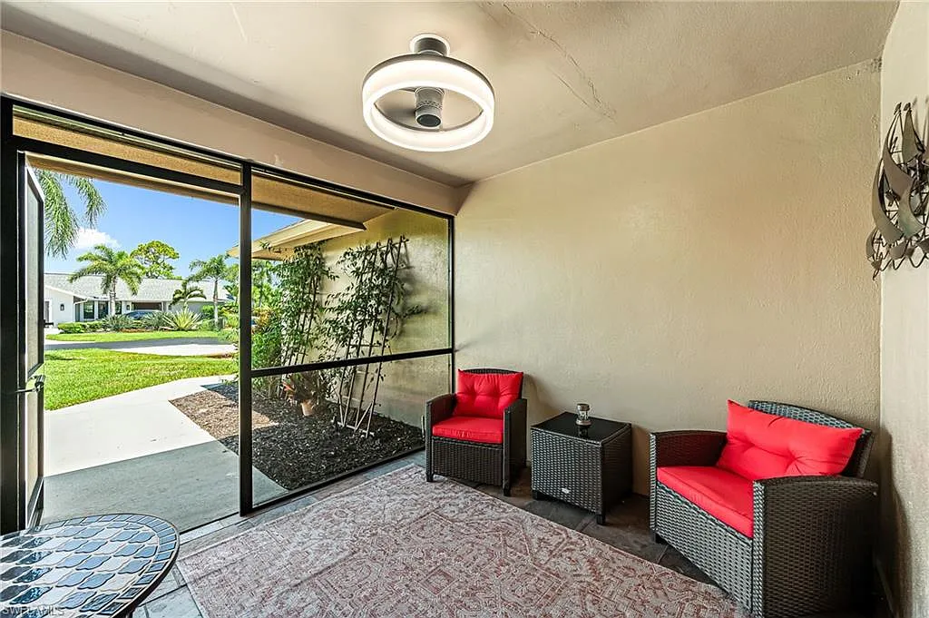 3 bed, 2.0 bath, 1827 sqft, $7,500 — Photo 3