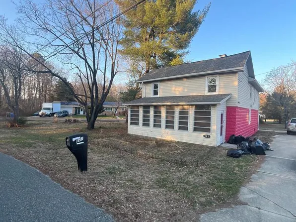 121 Peace Ln, Glassboro, NJ 08028