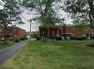 2139 Ridgeview Rd, Columbus, OH 43221