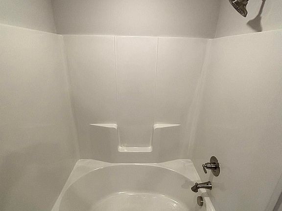 5th image of 133 Stratman Dr