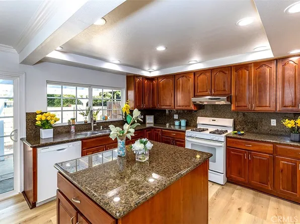 5353 Barrett Cir, Buena Park, CA 90621