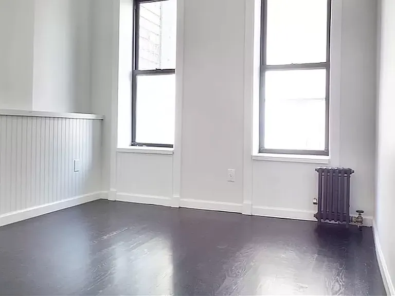 65 Bank St #2 — Photo 2