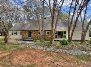 12 Allison Cir, Cartersville, GA 30120