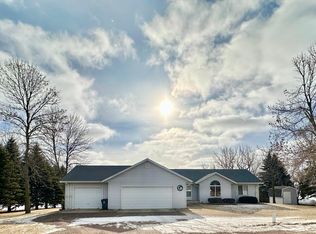 2099 N Shore Dr, Lake Benton, MN 56149