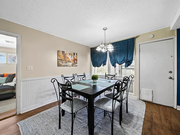 3701 S Richmond Ave — Photo 12