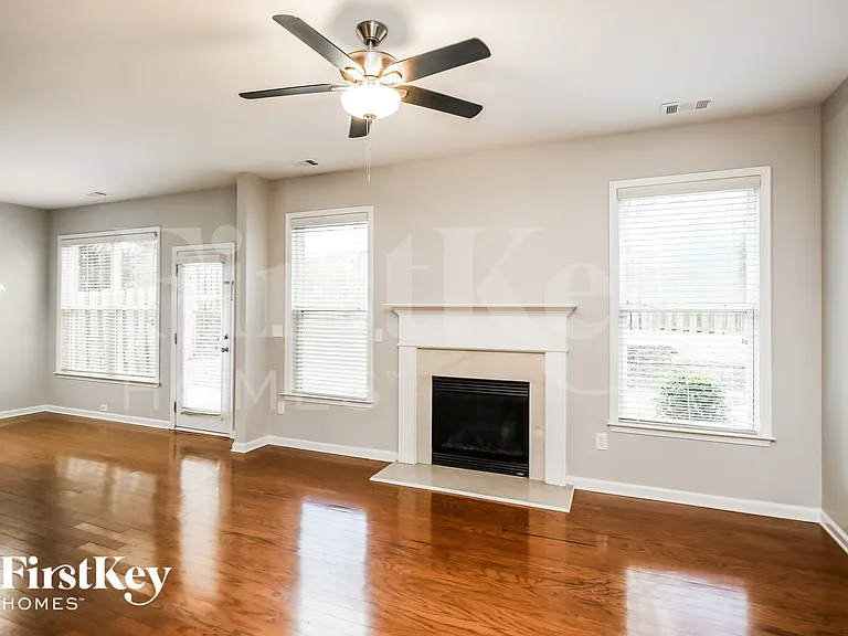 3360 Archgate Ct — Photo 4