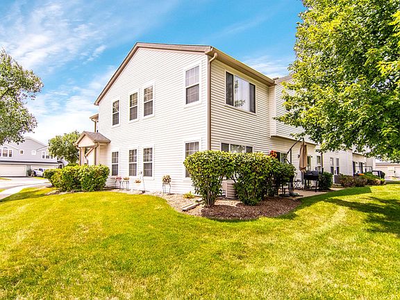 5th image of 7011 Creekside Dr #7011