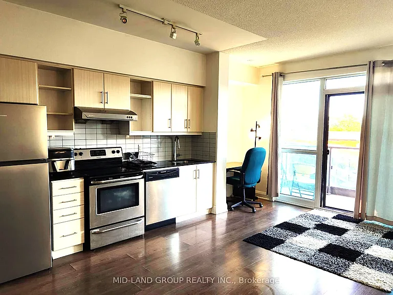 160 Vanderhoof Ave #212 — Photo 6