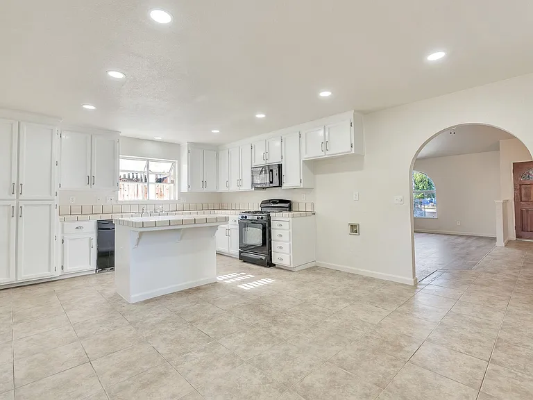 2130 Hidden Canyon Way — Photo 19