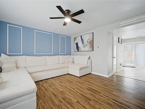 4th image of 3424 Crimson Holly Ct