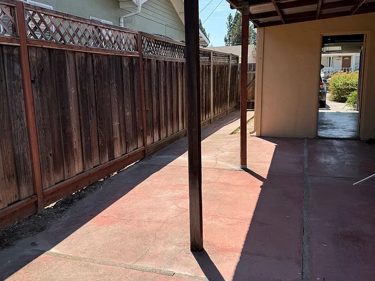 41320 Beatrice St — Photo 4